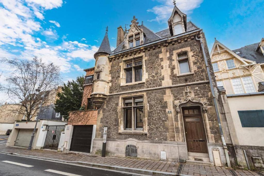 Steam, Baignoire Balneo Et Clim Apartman Reims Kültér fotó