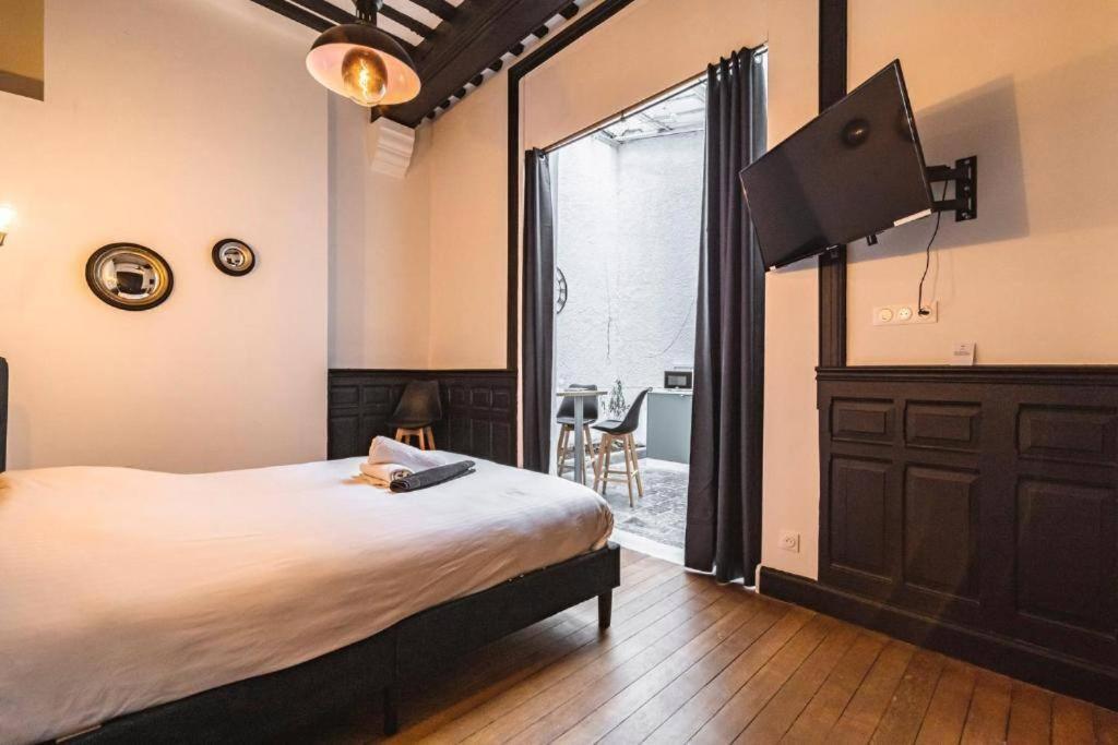 Steam, Baignoire Balneo Et Clim Apartman Reims Kültér fotó